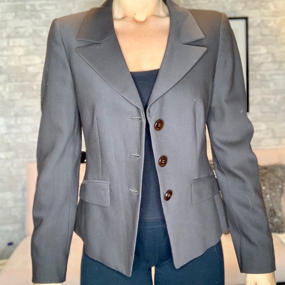 Brown blazer - Picture 1 of 1